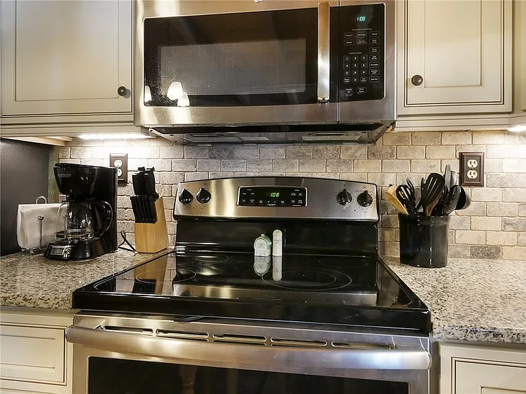 4200 Lodge Pole Cir #I-104 — Photo 10