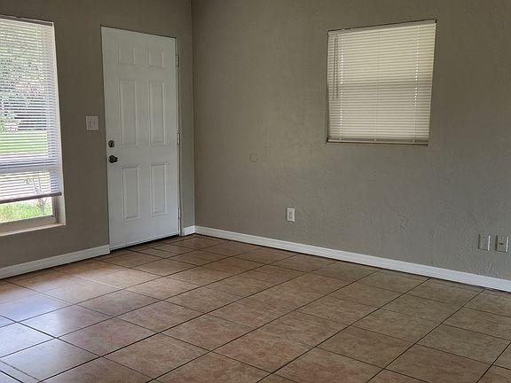 4th image of 1053 Audrey Dr