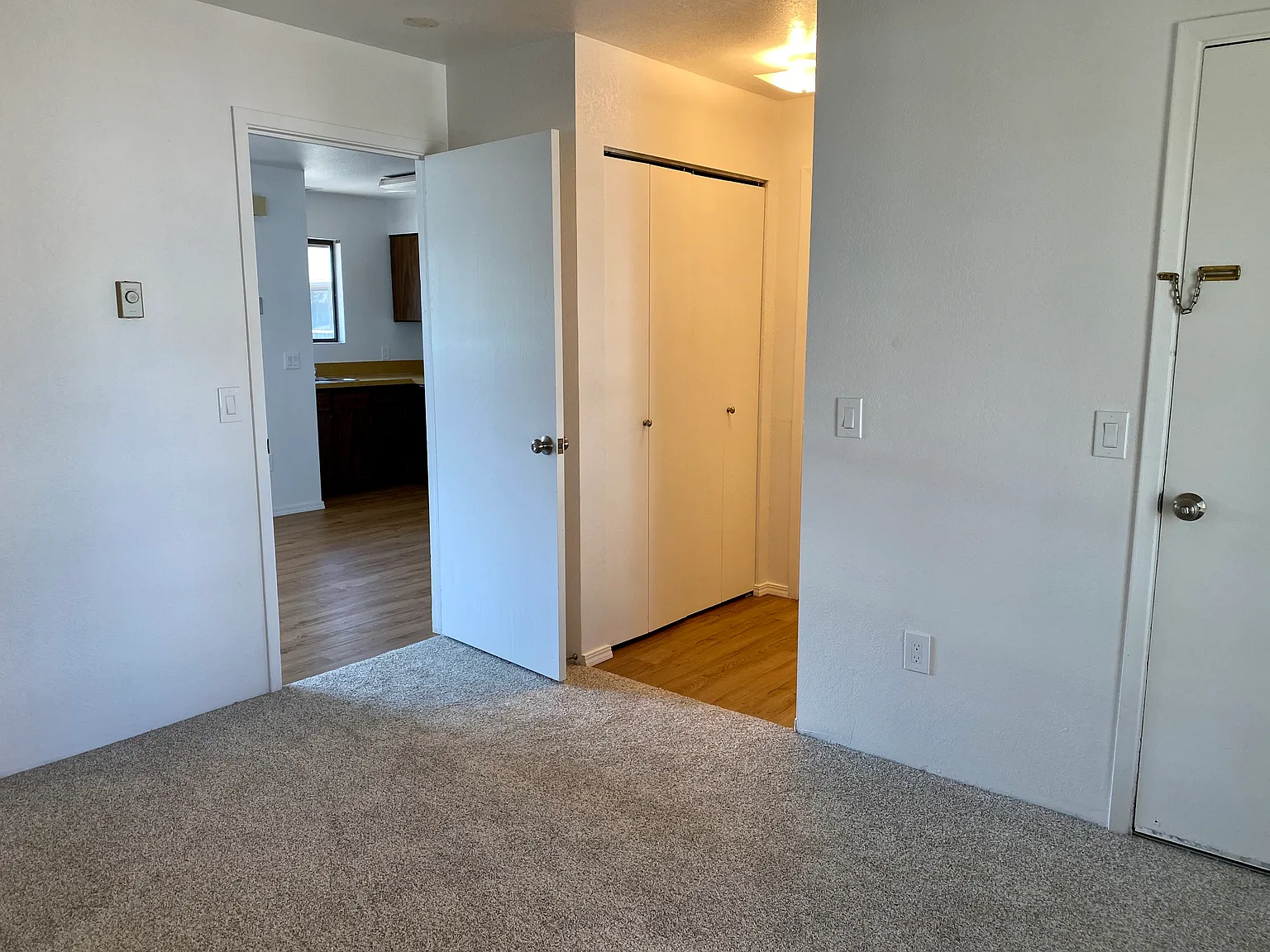 1 bed, 600 sqft, $925 — Photo 3