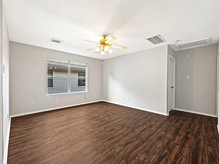 3115 Glenthorpe Ln — Photo 24