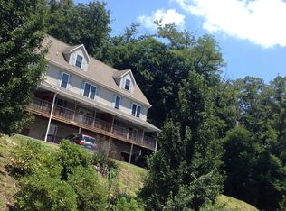 188 Ridge View Dr APT D, Boone, NC 28607