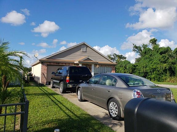4th image of 451 Carroll Ave