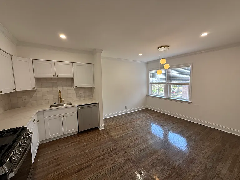 765 Westwood Dr — Photo 12