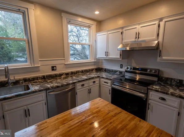 1420 Pine St, Norristown, PA 19401