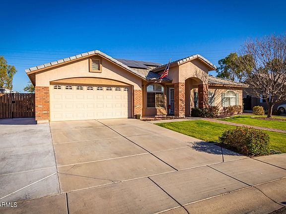 2nd image of 3032 E Carla Vista Dr