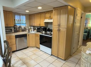 26 Knolltop Dr #2, Nesconset, NY 11767