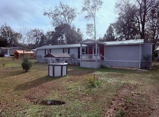 492 Land Dr, Wewahitchka, FL 32465