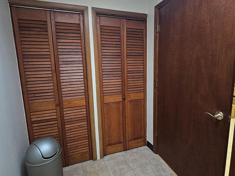 97 Fulton Ave — Photo 8