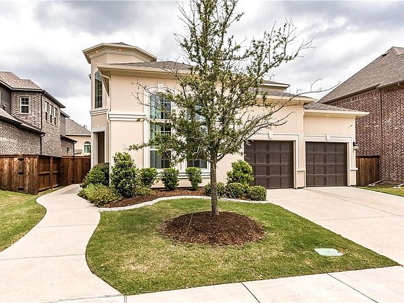 3rd image of 2512 Las Palmas Ln