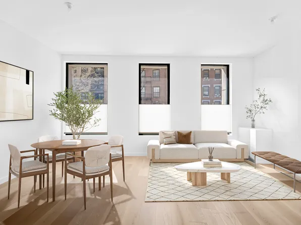 323 Bergen Street image 1 of 6