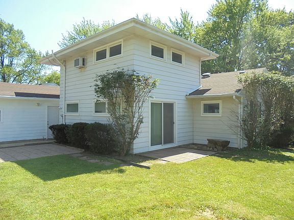 3rd image of 1434 Walnut Dr