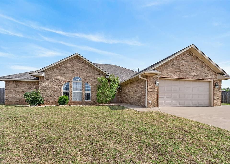 1st image of 1828 Caribou Cir