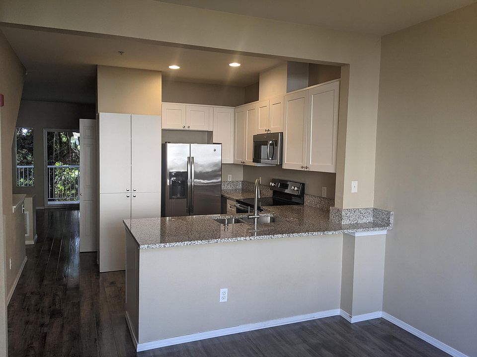 1st image of 11833 NE 162nd Ct #11833