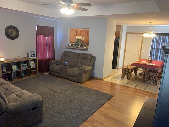 3rd image of 110 Marberry Pl