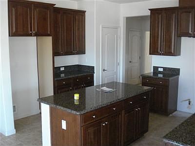 5th image of 301 Durer Dr