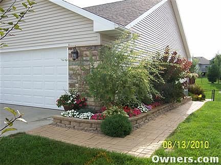 4th image of 809 N T Ct