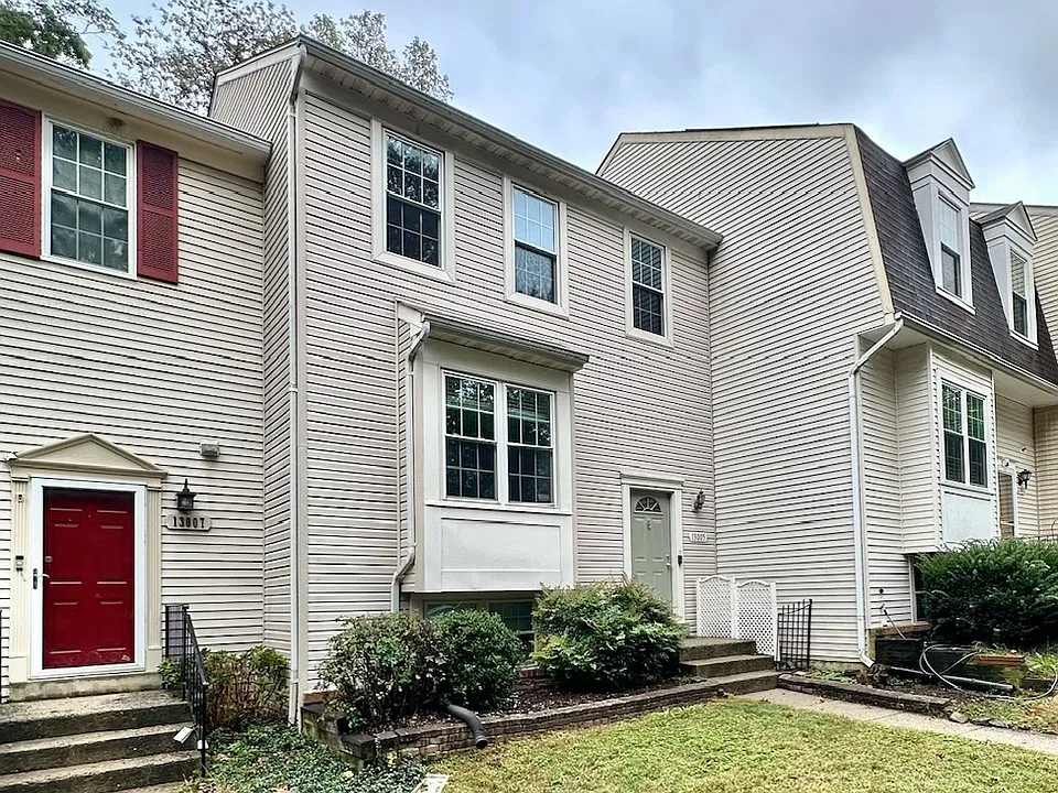 13005 Climbing Ivy Dr