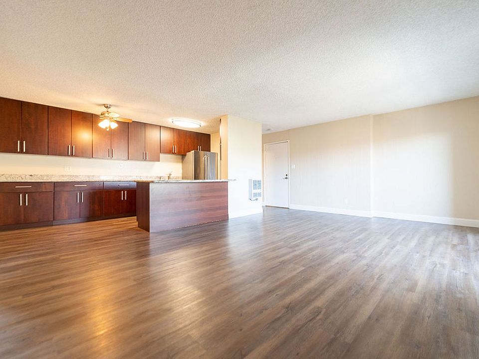 1st image of 365 Euclid Ave APT 302