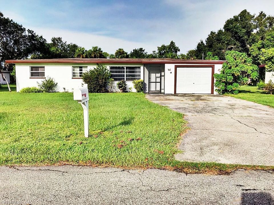 1st image of 318 Carol Dr