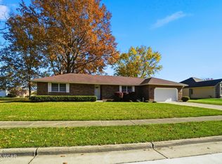 2630 Carolyn Dr, Lima, OH 45807