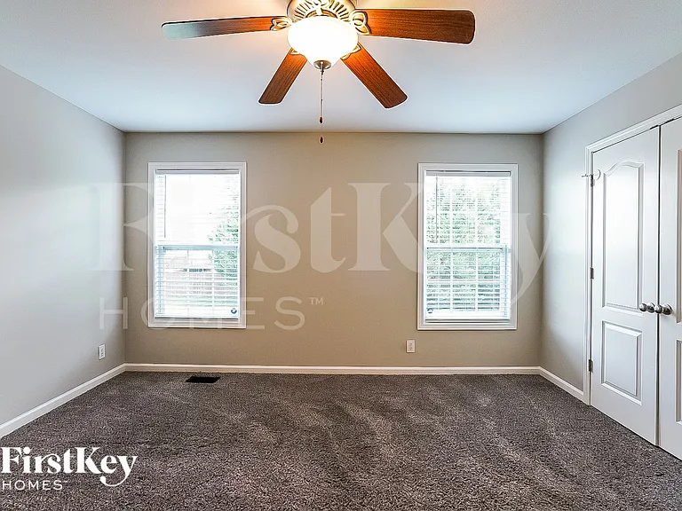 3745 Nadia Dr — Photo 8