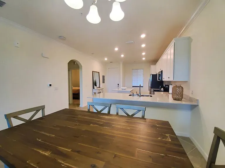 17520 Gawthrop Dr #403 — Photo 5
