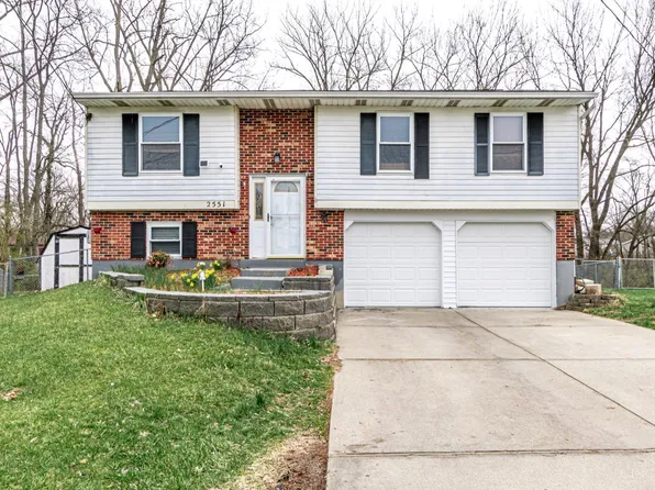 2551 Merrittview Ln, Cincinnati, OH 45231