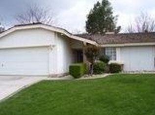 3712 Rockcastle Dr, Bakersfield, CA
