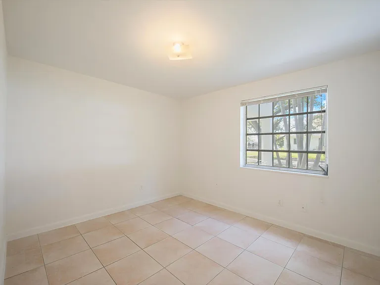 3912 Ponce De Leon Blvd — Photo 21