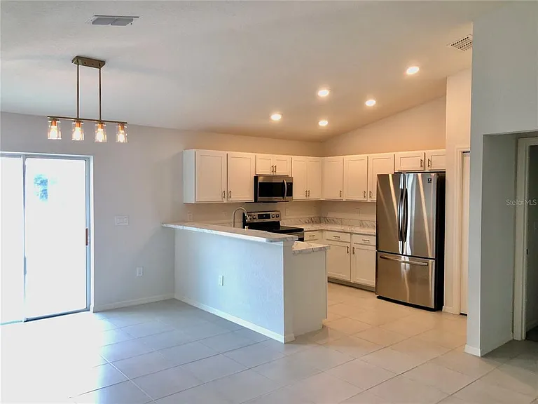 332 Cascara Ln — Photo 2