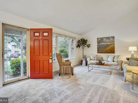 3rd image of 5146 Pumphrey Dr