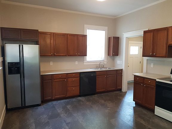4th image of 1013 N 5th St