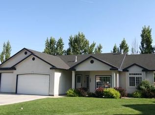 365 S Kestrel Pl, Eagle, ID 83616