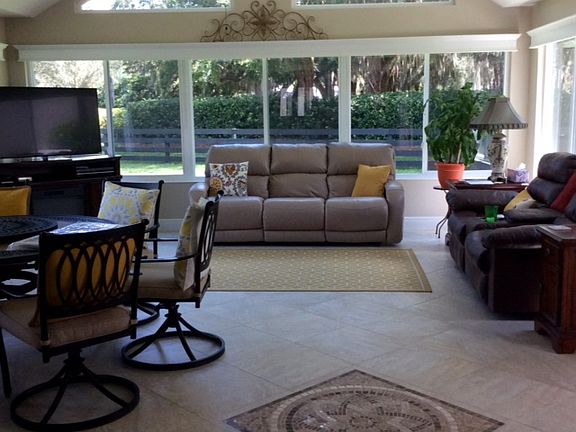 400 sq. ft. Florida room