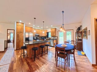 5 E Batye Ln, Hartsburg, MO 65039