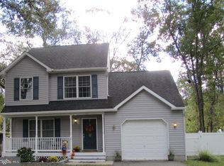 313 Queen Anne Rd, Pasadena, MD 21122