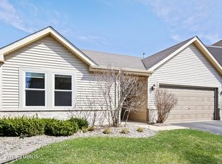 1183 Port Royal Rd, Hampshire, IL 60140