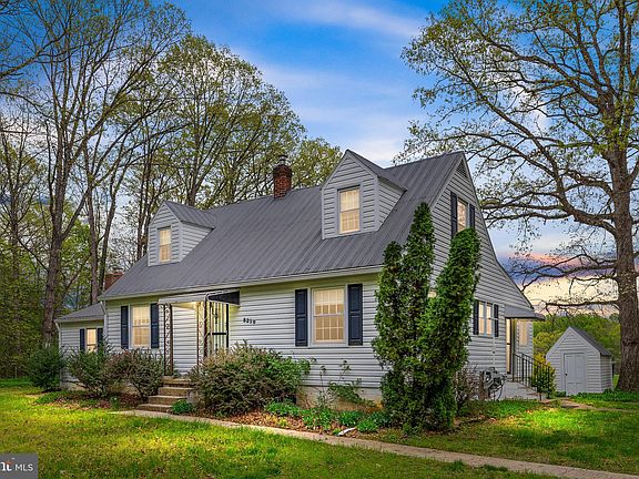 4th image of 8210 McLaws Ln