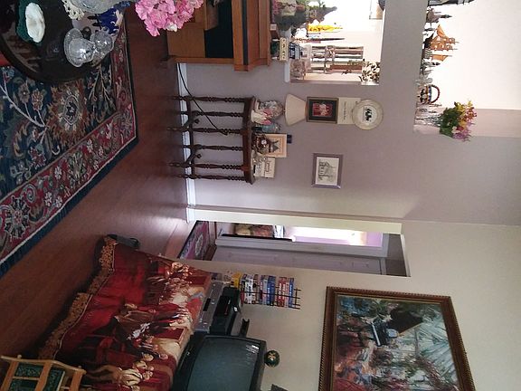 5th image of 232 S Fairbairn Dr