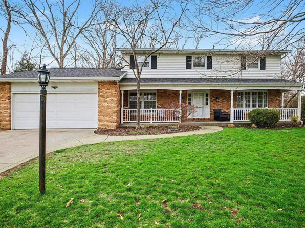 1207 Briarwood Dr, Elkhart, IN 46514