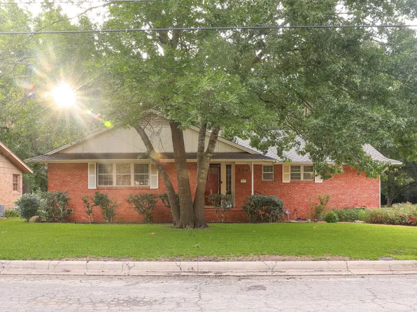 508 S Chestnut St, Gainesville, TX 76240