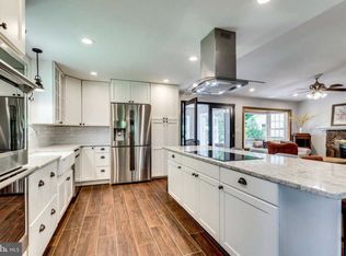 5708 Glenwood Ct, Alexandria, VA 22310