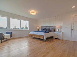 300 22nd Ave E, Seattle, WA 98112