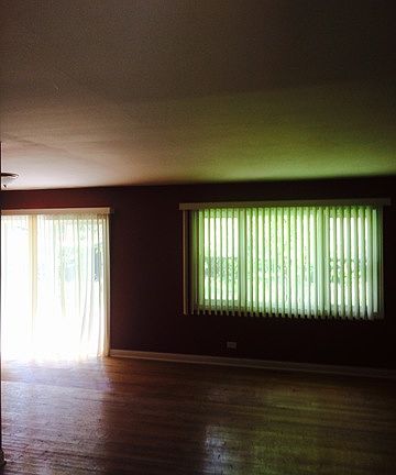 3rd image of 407 Illinois St