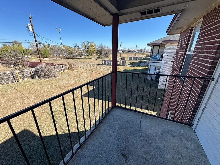 1101 Circle M — Photo 16