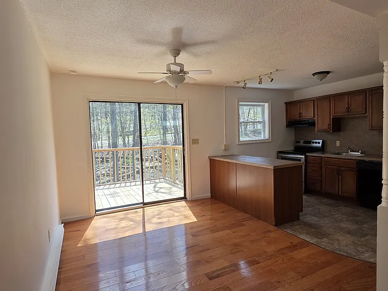 362 Somerset Dr — Photo 13