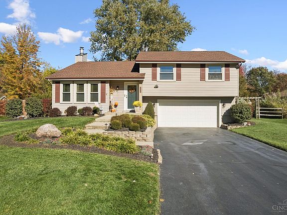 2nd image of 3609 El Rego Dr