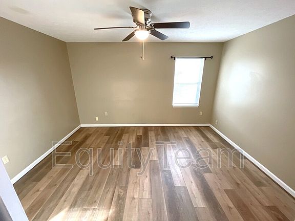 5th image of 786 Tamarack Ct APT B