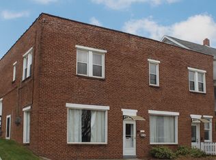 300 1st Ave APT 2, Red Lion, PA 17356