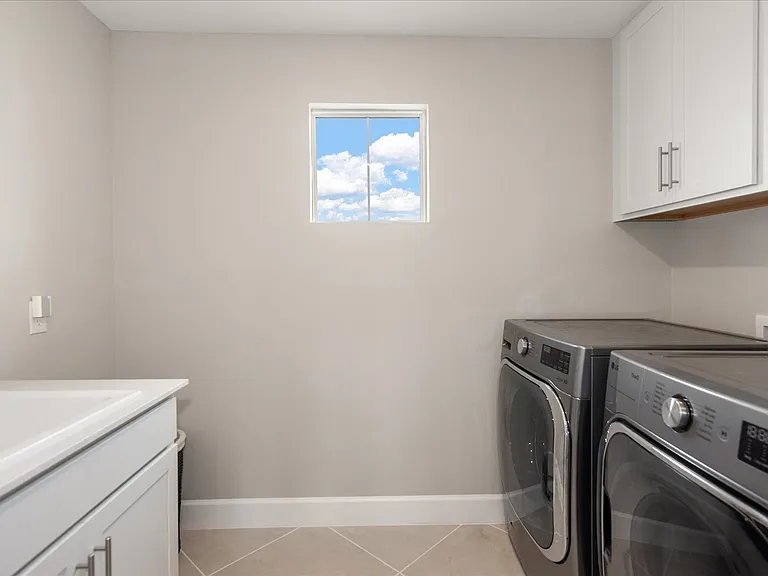 15660 Northridge Rd — Photo 32